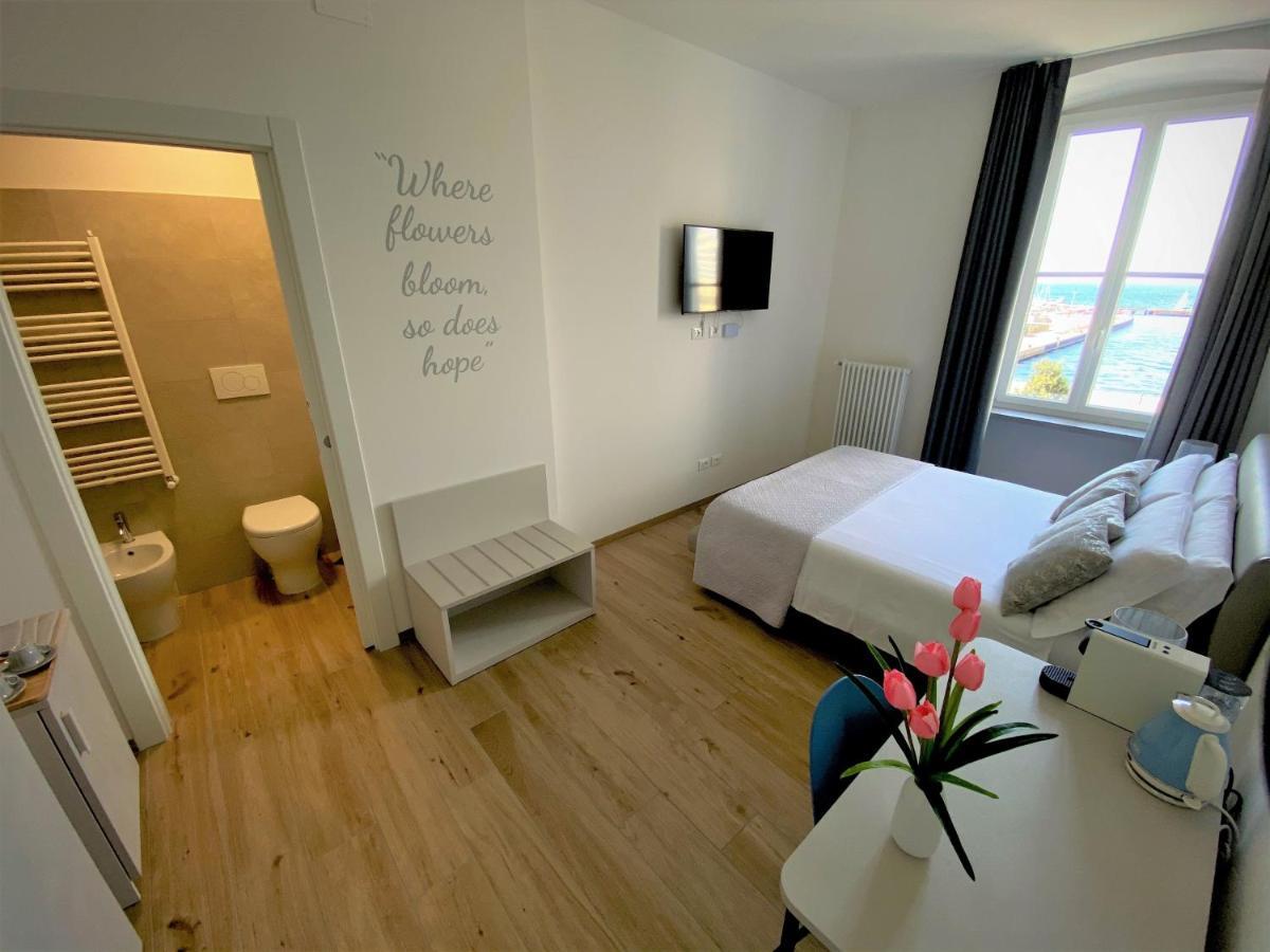 Five Flowers Guest House Triest Exterior foto