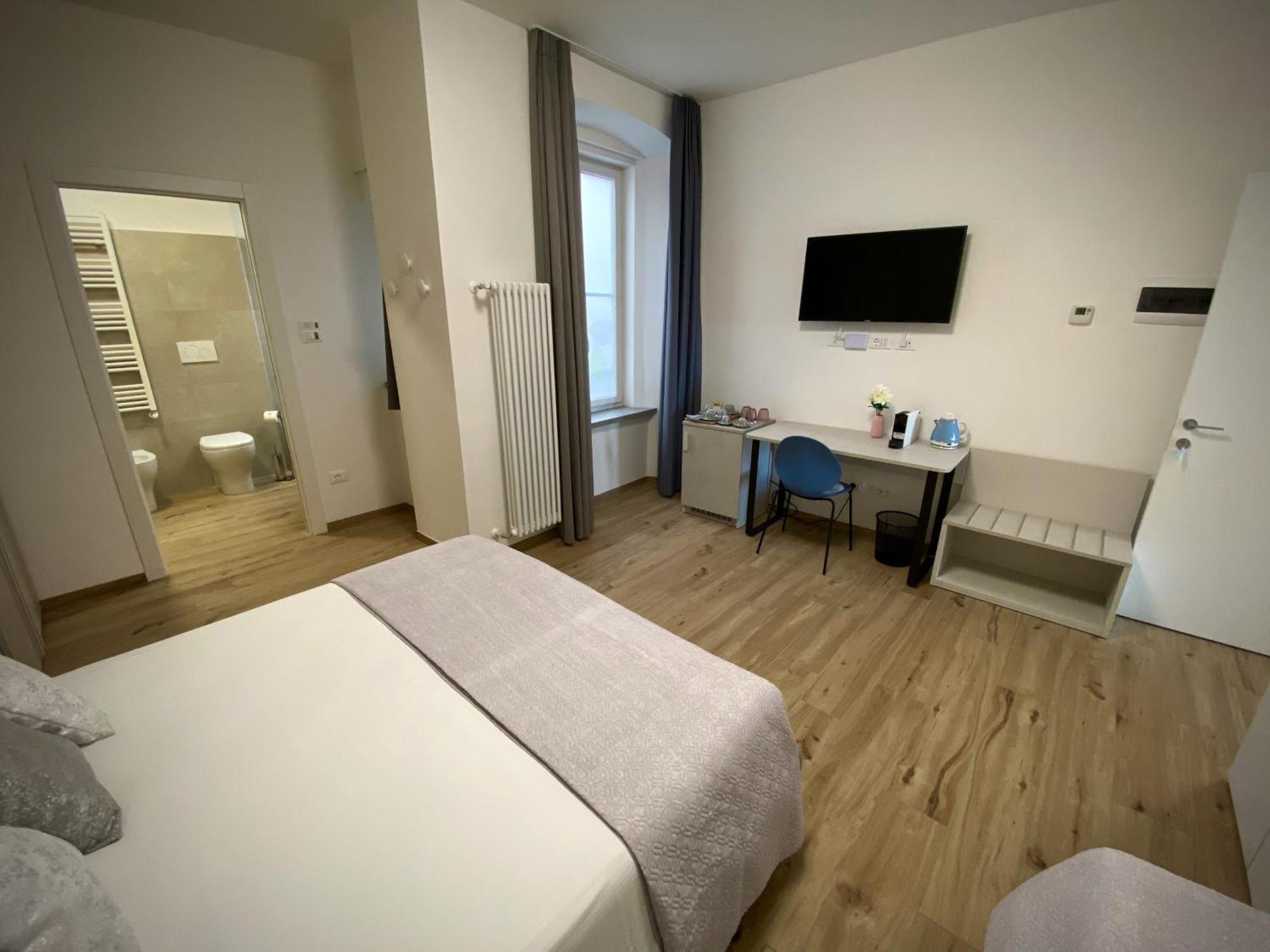 Five Flowers Guest House Triest Exterior foto